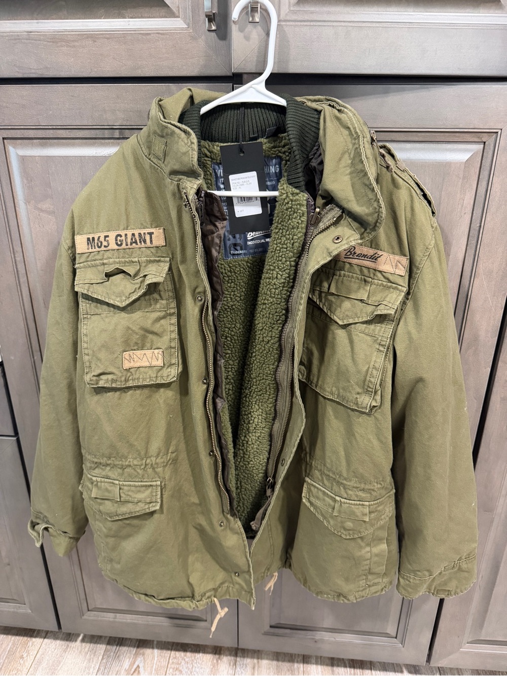 Brandit M-65 Giant Field Jacket in olive green